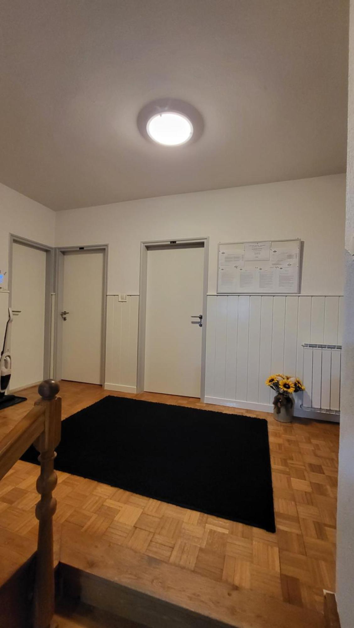 Apartments & Rooms Fam Ribaric Banjol المظهر الخارجي الصورة